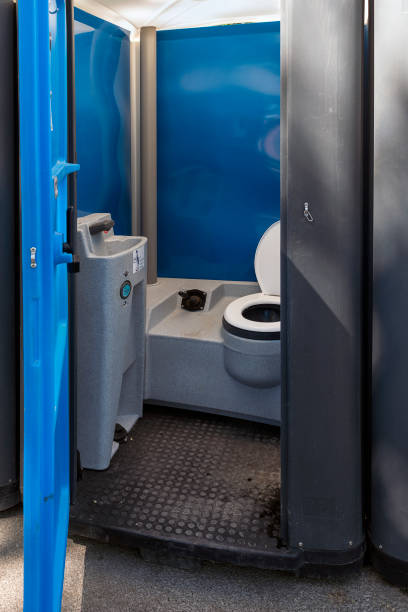 Best Portable restroom trailer rental  in Liberty, UT